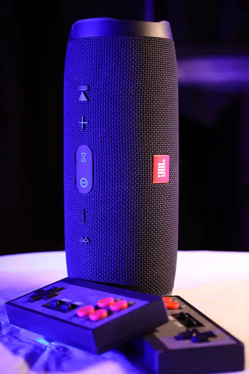 Mur Mur Is Less a Speaker Than a Portable Place