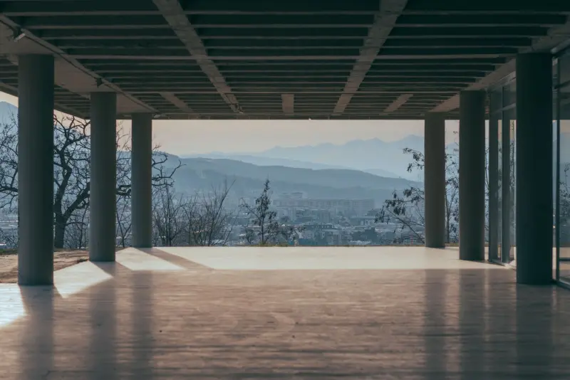 Atelier Guo Frames Yangshuo With One Concrete Roof